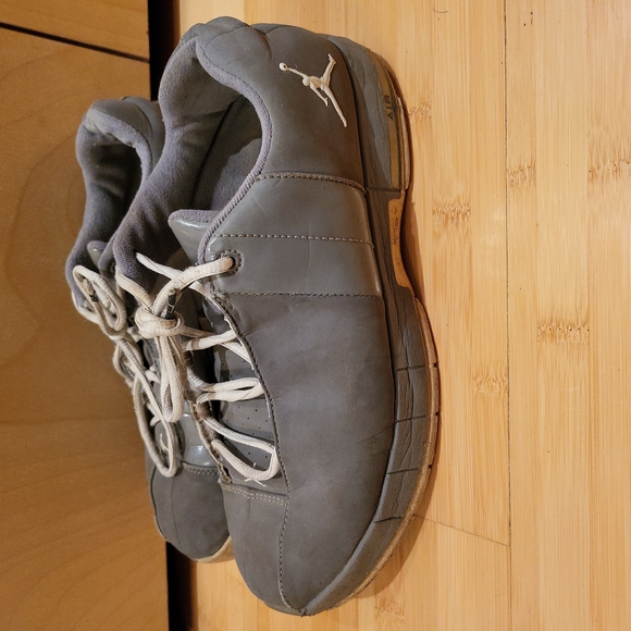 Nike Air Jordan TE² sneakers shoes Mens size US10 grey/white - Picture 5 of 10